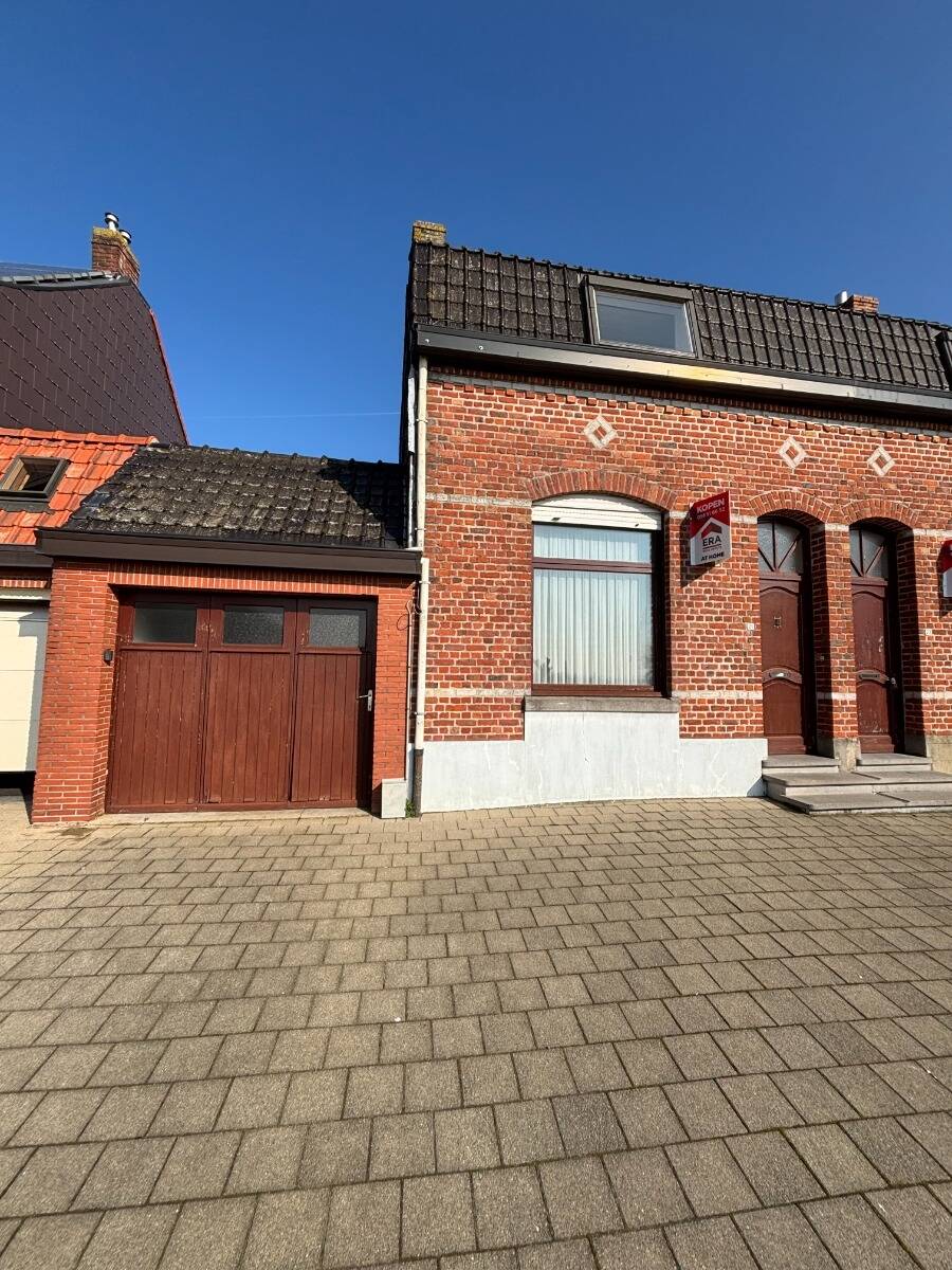 Huis te koop in Hollebeke 8902 230000.00€ 3 slaapkamers 129.00m² - Zoekertje 406079