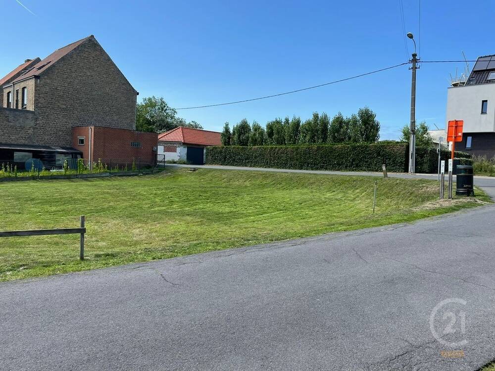 Grond te  koop in Middelkerke 8430 195000.00€  slaapkamers m² - Zoekertje 408606