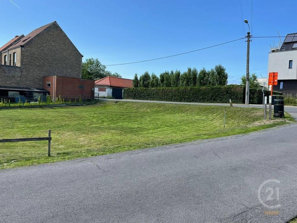 Grond te koop in Middelkerke 8430 195000.00€ slaapkamers m² - Zoekertje 408606