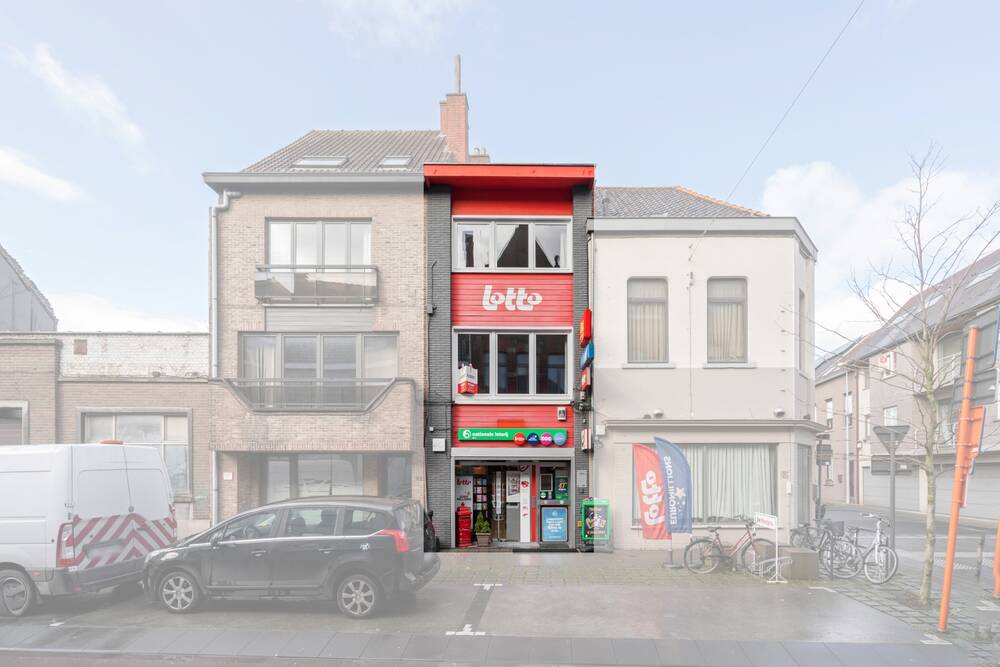 Handelszaak te  koop in Roeselare 8800 229000.00€  slaapkamers 229.00m² - Zoekertje 408294