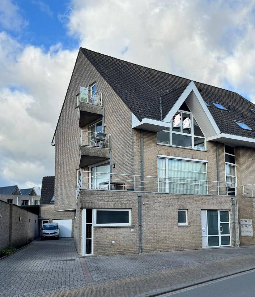 Appartement te koop in Aartrijke 8211 195000.00€ 2 slaapkamers 98.00m² - Zoekertje 409792