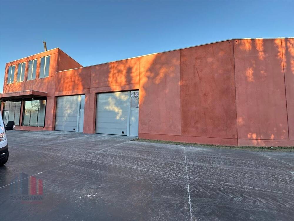 Handelszaak te koop in Kortrijk 8500 366652.00€ slaapkamers 241.00m² - Zoekertje 409364