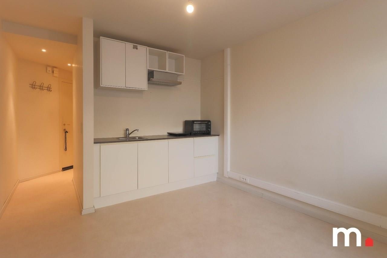 Handelszaak te huur in Kortrijk 8500 550.00€ slaapkamers 24.00m² - Zoekertje 409757