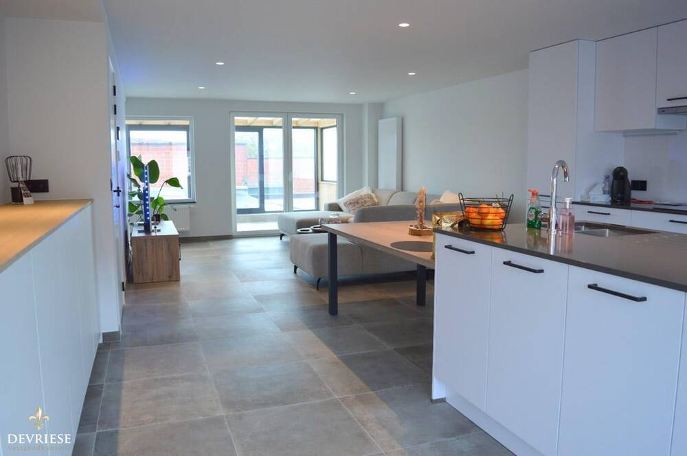 Appartement te  huur in Harelbeke 8530 800.00€ 2 slaapkamers 121.00m² - Zoekertje 412031