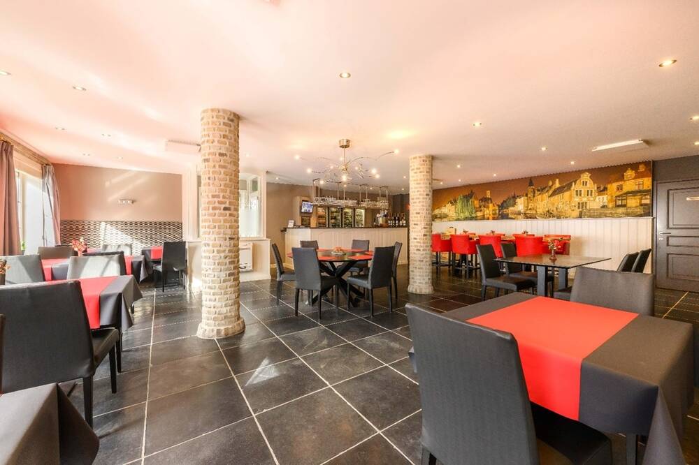 Handelszaak te koop in Koolskamp 8851 295000.00€ slaapkamers 298.00m² - Zoekertje 411804
