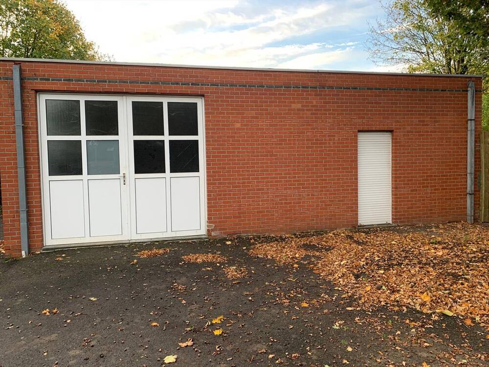 Handelszaak te huur in Tielt 8700 430.00€ slaapkamers m² - Zoekertje 411897