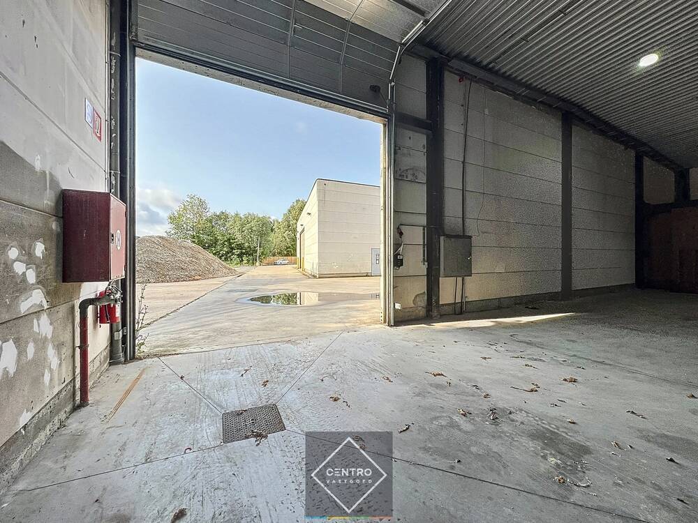 Handelszaak te huur in Elverdinge 8906 2100.00€ slaapkamers 600.00m² - Zoekertje 413505