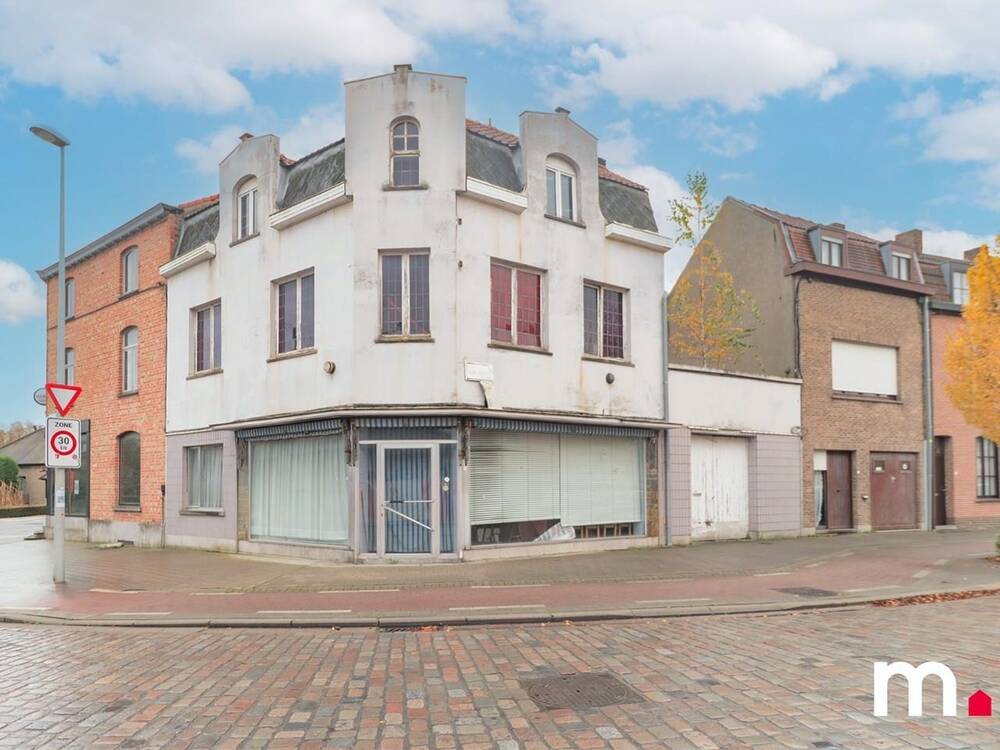 Handelszaak te koop in Kortrijk 8500 169000.00€ slaapkamers m² - Zoekertje 415351