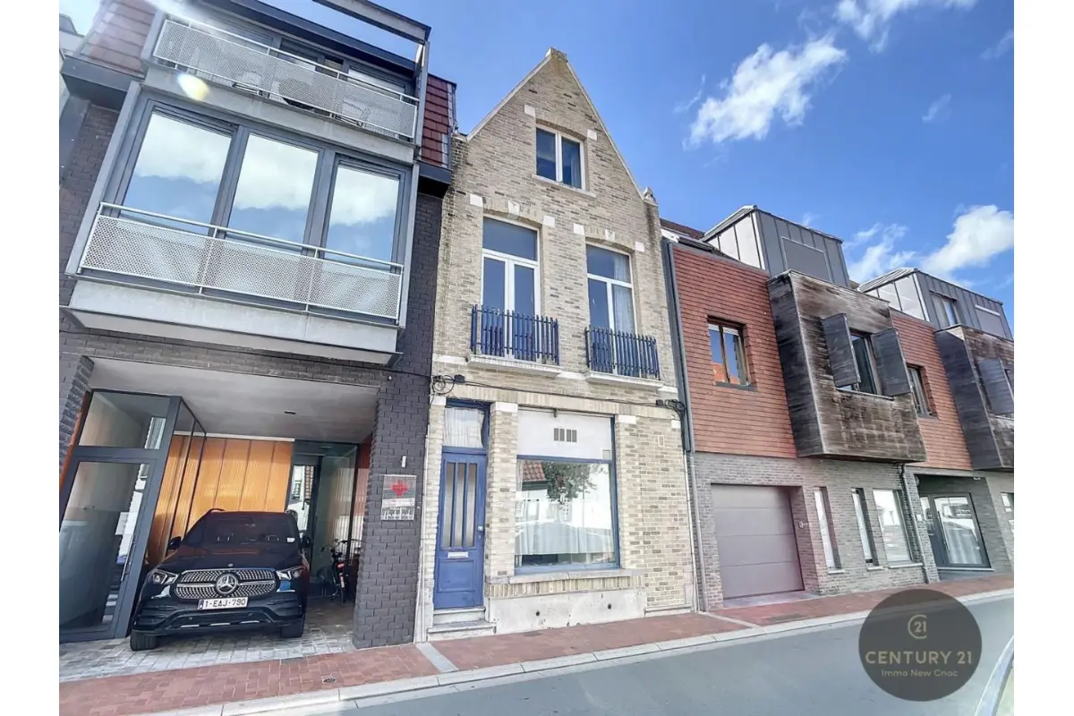Huis te  koop in Knokke-Heist 8300 695000.00€ 5 slaapkamers 181.00m² - Zoekertje 415169