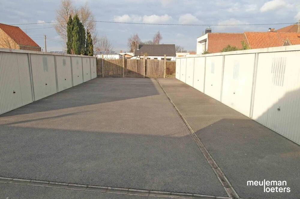 Parking & garage te huur in Oostkamp 8020 62.00€ slaapkamers m² - Zoekertje 414841