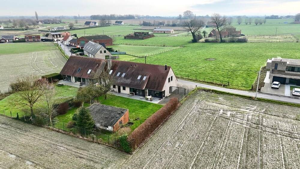 Huis te koop in Ingelmunster 8770 645000.00€ 4 slaapkamers 310.00m² - Zoekertje 417921