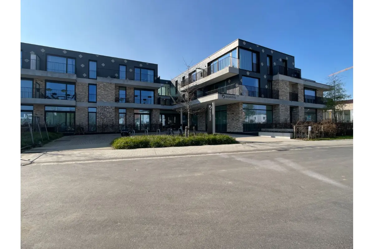 Huis te  huur in Sint-Michiels 8200 59.00€  slaapkamers m² - Zoekertje 419038