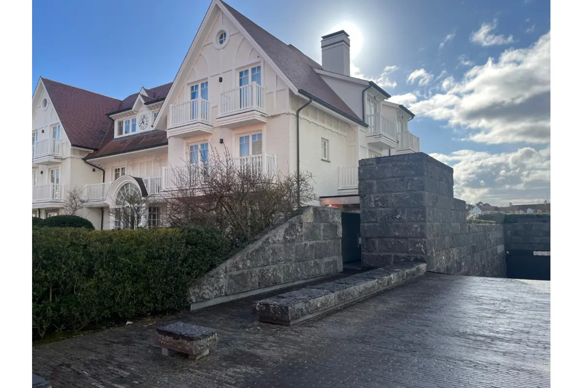 Parking & garage te  koop in Knokke 8300 170000.00€  slaapkamers m² - Zoekertje 419175