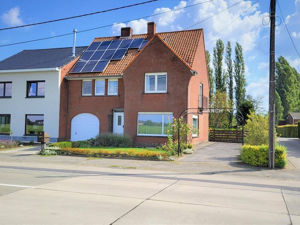 Huis te koop in Meulebeke 8760 298000.00€ 4 slaapkamers 229.00m² - Zoekertje 419017