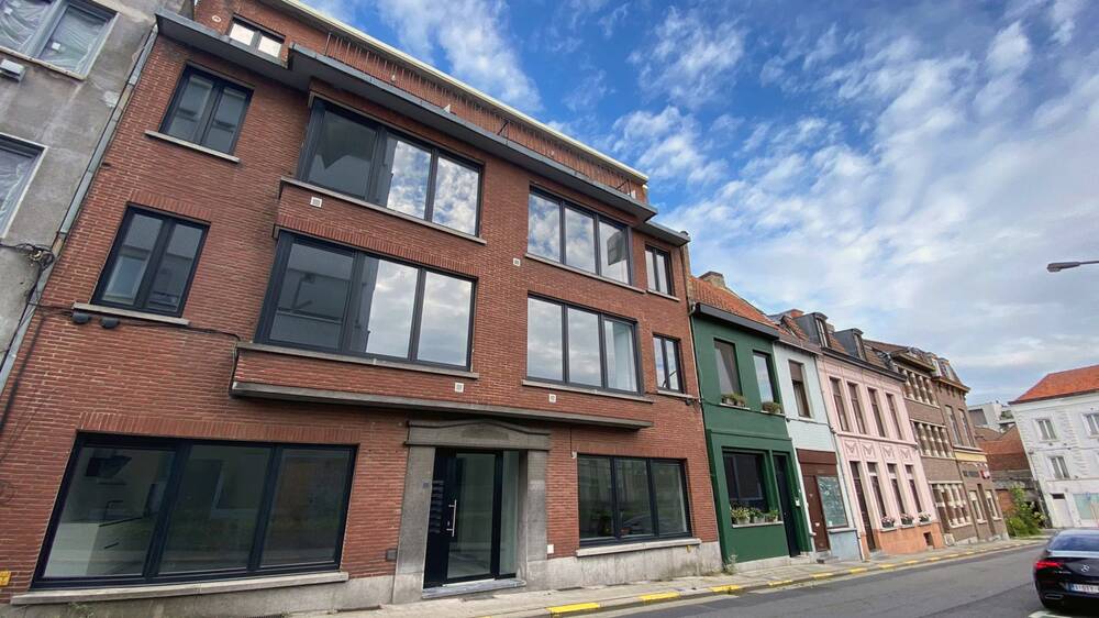 Appartement te huur in Kortrijk 8500 800.00€ 2 slaapkamers 92.00m² - Zoekertje 418902