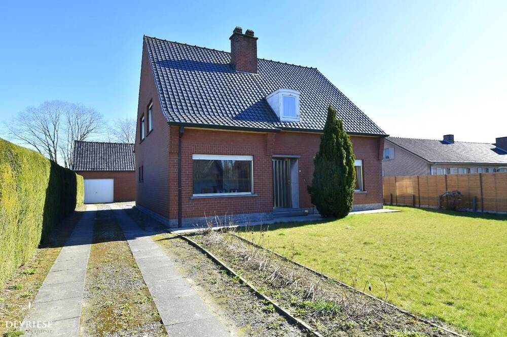 Huis te koop in Ooigem 8710 395000.00€ 4 slaapkamers 218.00m² - Zoekertje 419324