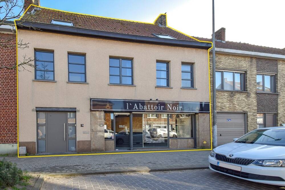 Huis te koop in Gistel 8470 375000.00€ 5 slaapkamers 390.00m² - Zoekertje 418551