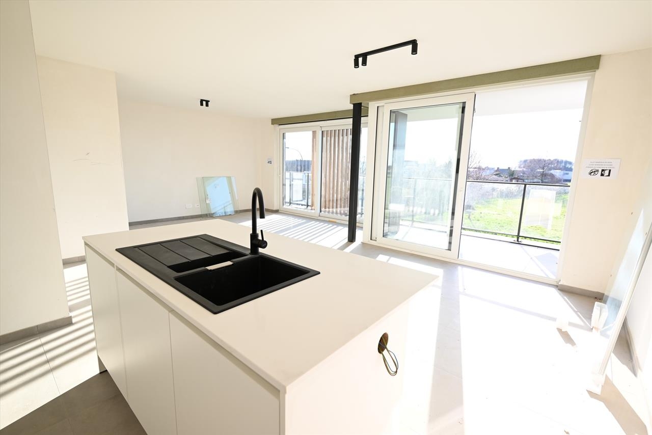 Appartement te koop in Zwevezele 8750 260000.00€ 2 slaapkamers m² - Zoekertje 418650