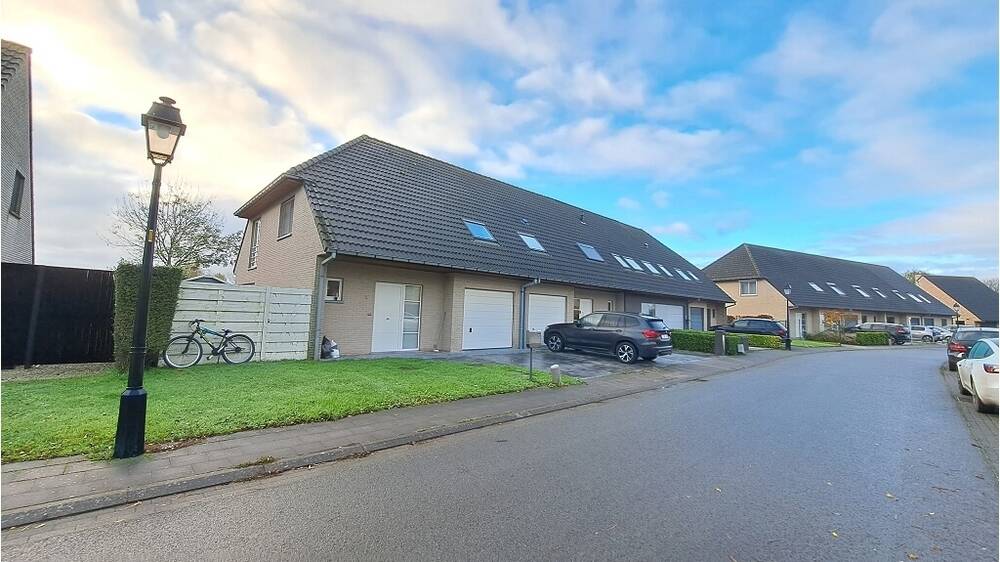 Huis te  huur in Dudzele 8380 1150.00€ 4 slaapkamers 147.00m² - Zoekertje 419465