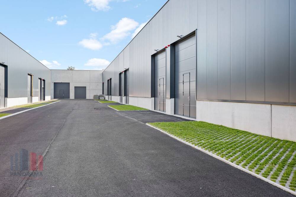 Handelszaak te koop in Zedelgem 8210 267750.00€ slaapkamers 170.00m² - Zoekertje 420352