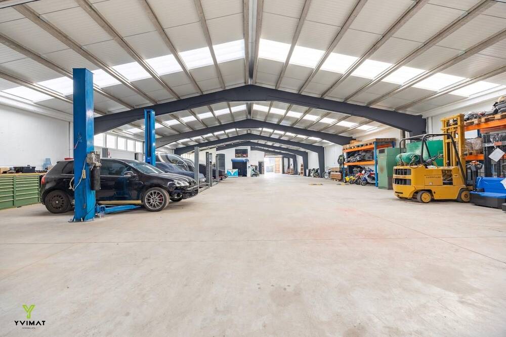 Handelszaak te koop in Harelbeke 8530 0.00€ slaapkamers m² - Zoekertje 420667