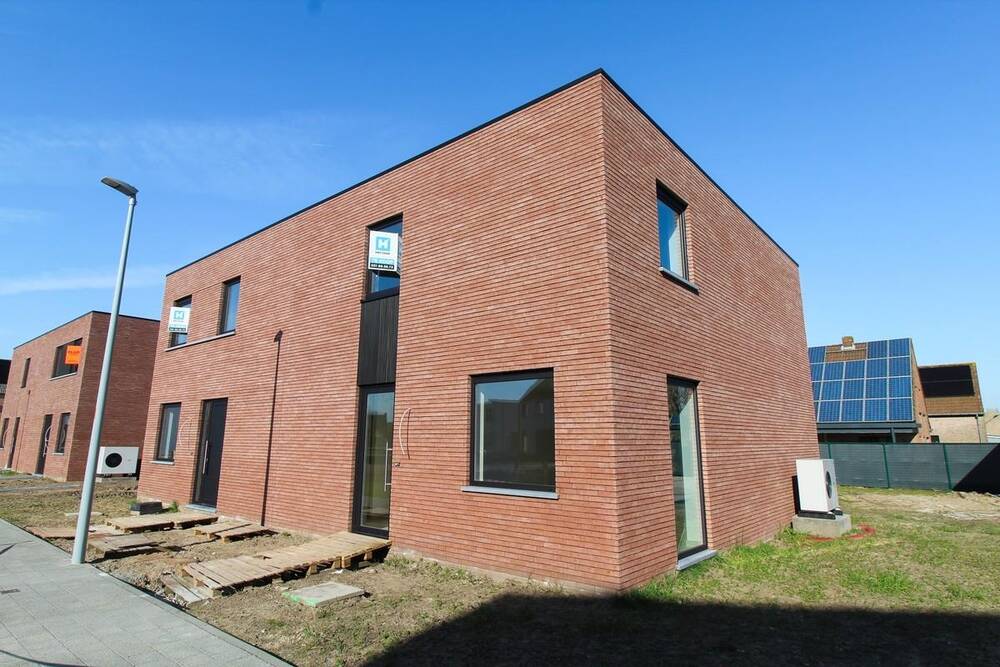 Huis te koop in Sijsele 8340 378350.00€ 3 slaapkamers 143.00m² - Zoekertje 422015