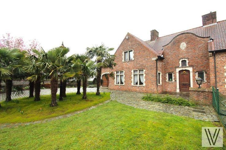 Villa te  koop in Izegem 8870 649000.00€  slaapkamers 279.00m² - Zoekertje 421341