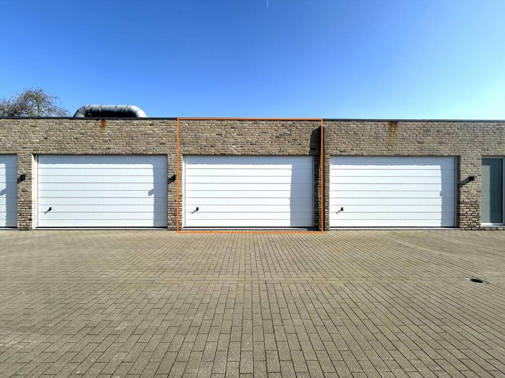 Handelszaak te  huur in Emelgem 8870 0.00€  slaapkamers 67.00m² - Zoekertje 424639