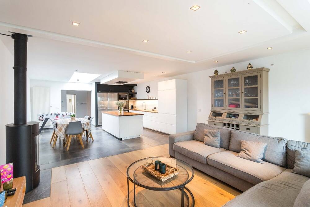 Huis te koop in Gullegem 8560 335000.00€ 3 slaapkamers 207.00m² - Zoekertje 424617
