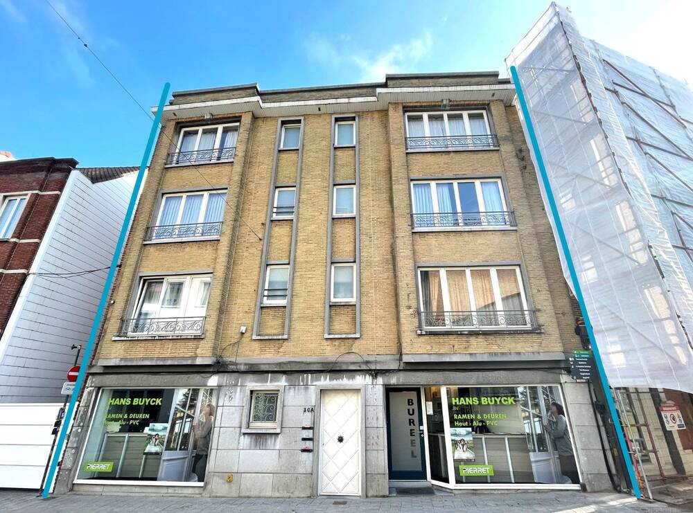 Appartementsgebouw te koop in Kortrijk 8500 720000.00€ 6 slaapkamers 340.00m² - Zoekertje 423831