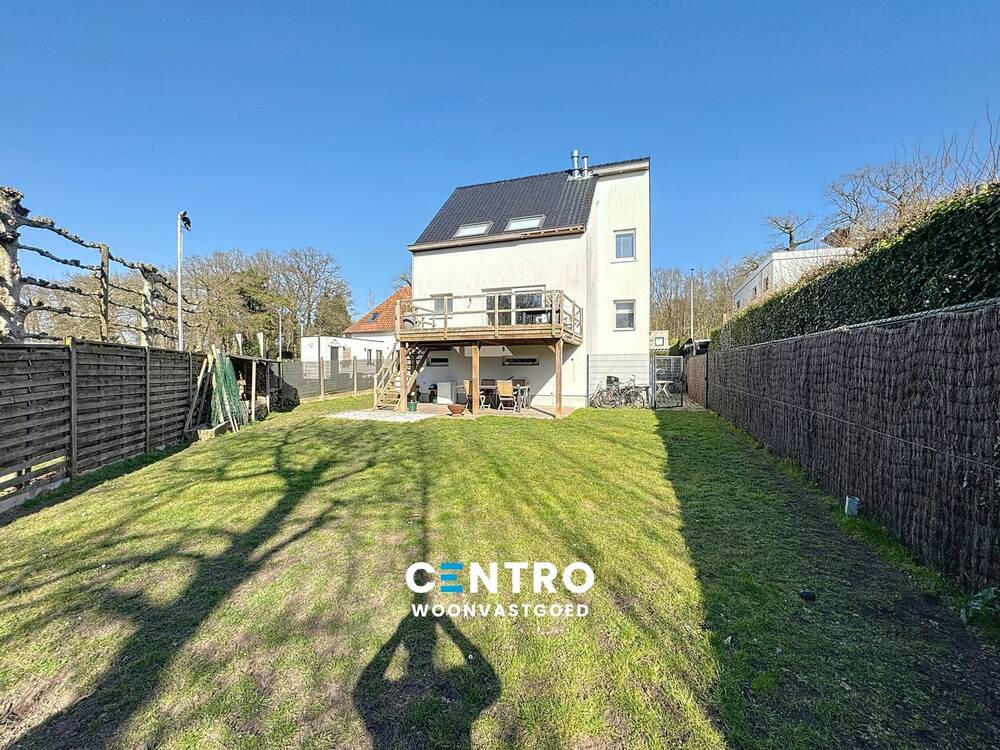 Huis te koop in Oostkamp 8020 449900.00€ 4 slaapkamers 210.00m² - Zoekertje 424077