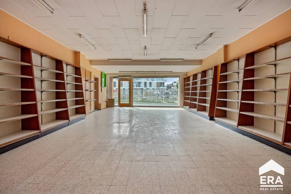 Handelszaak te  koop in Wingene 8750 329000.00€ 4 slaapkamers 600.00m² - Zoekertje 424340