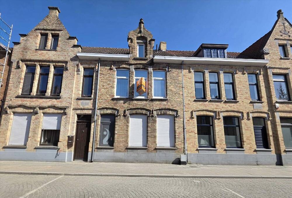 Huis te  koop in Nieuwpoort 8620 315000.00€ 4 slaapkamers 175.00m² - Zoekertje 424698