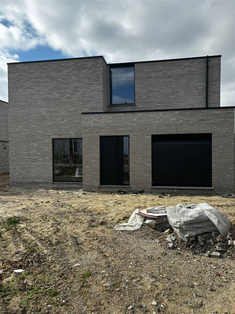 Huis te koop in Zonnebeke 8980 479000.00€ 3 slaapkamers 202.00m² - Zoekertje 425320