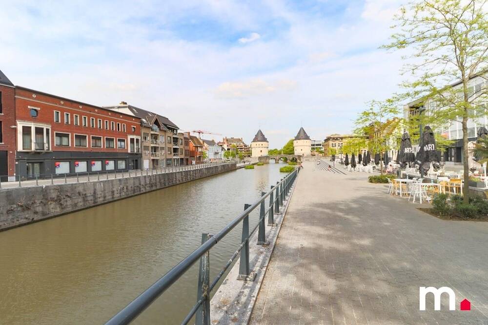 Handelszaak te koop in Kortrijk 8500 695000.00€ slaapkamers m² - Zoekertje 425508