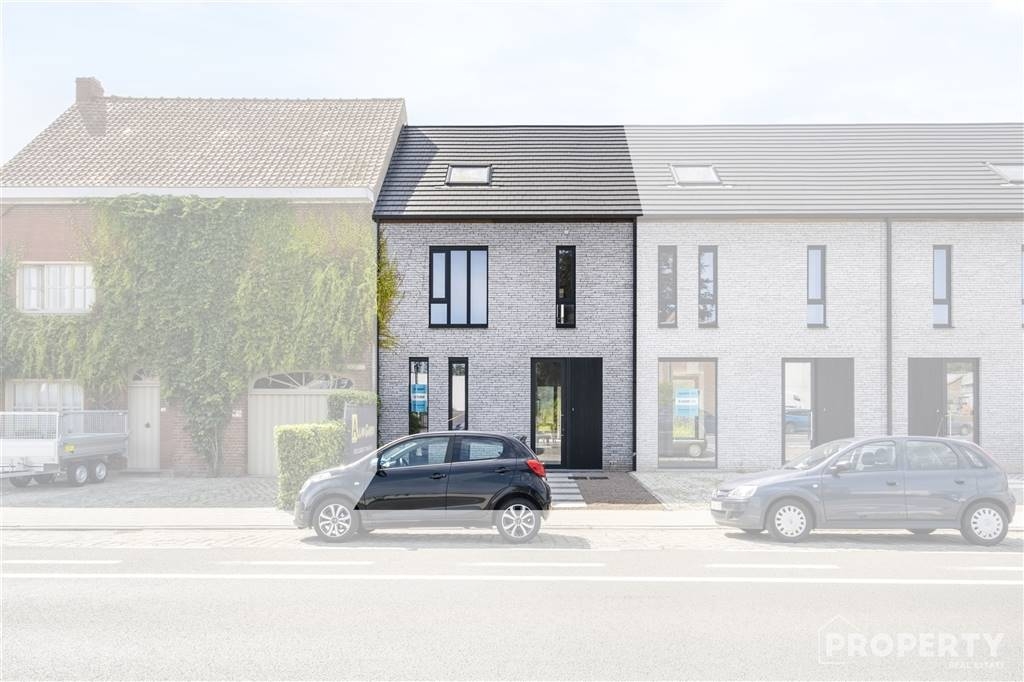 Huis te koop in Wevelgem 8560 389000.00€ 4 slaapkamers 184.00m² - Zoekertje 425991