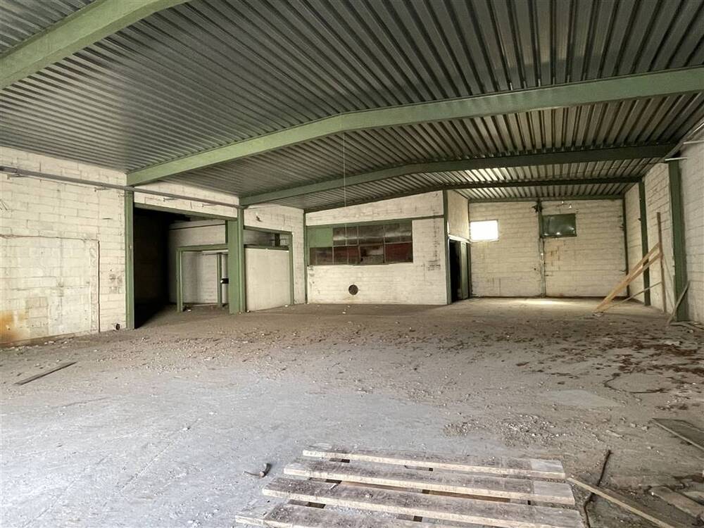 Handelszaak te  koop in Wevelgem 8560 575000.00€  slaapkamers 770.00m² - Zoekertje 426506