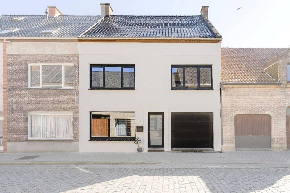 Huis te koop in Pittem 8740 348000.00€ 3 slaapkamers 250.00m² - Zoekertje 426969