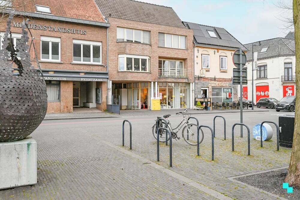 Handelszaak te koop in Ingelmunster 8770 299000.00€ slaapkamers 128.00m² - Zoekertje 427860