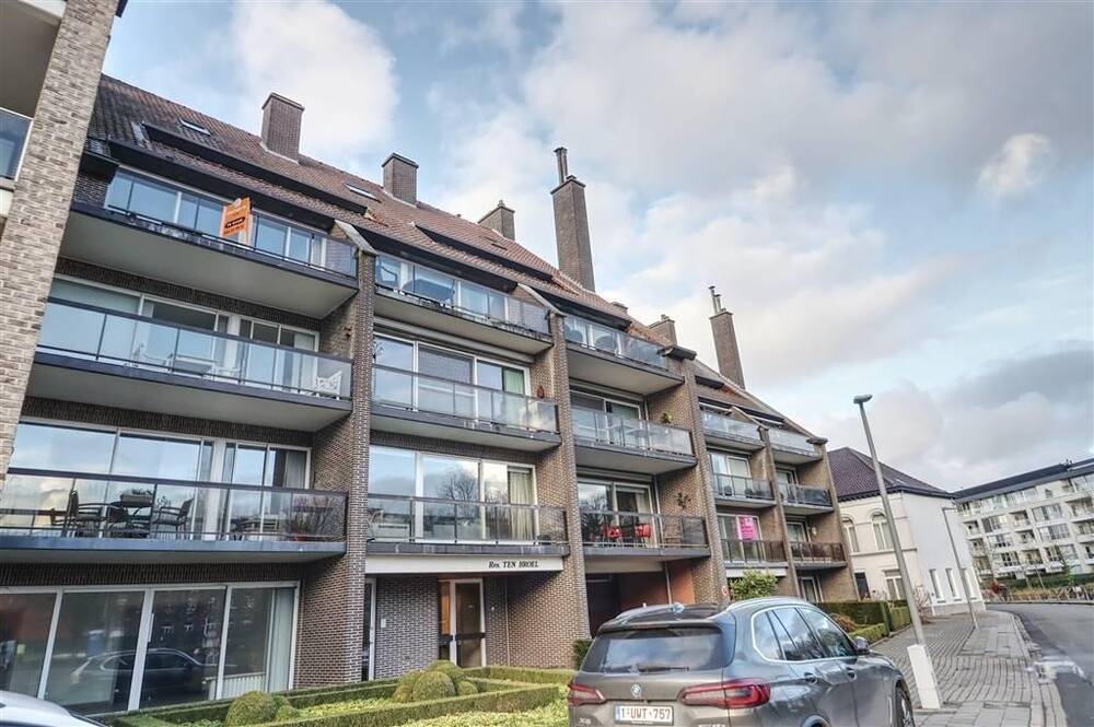 Appartement te huur in Kortrijk 8500 895.00€ 2 slaapkamers 97.00m² - Zoekertje 430855