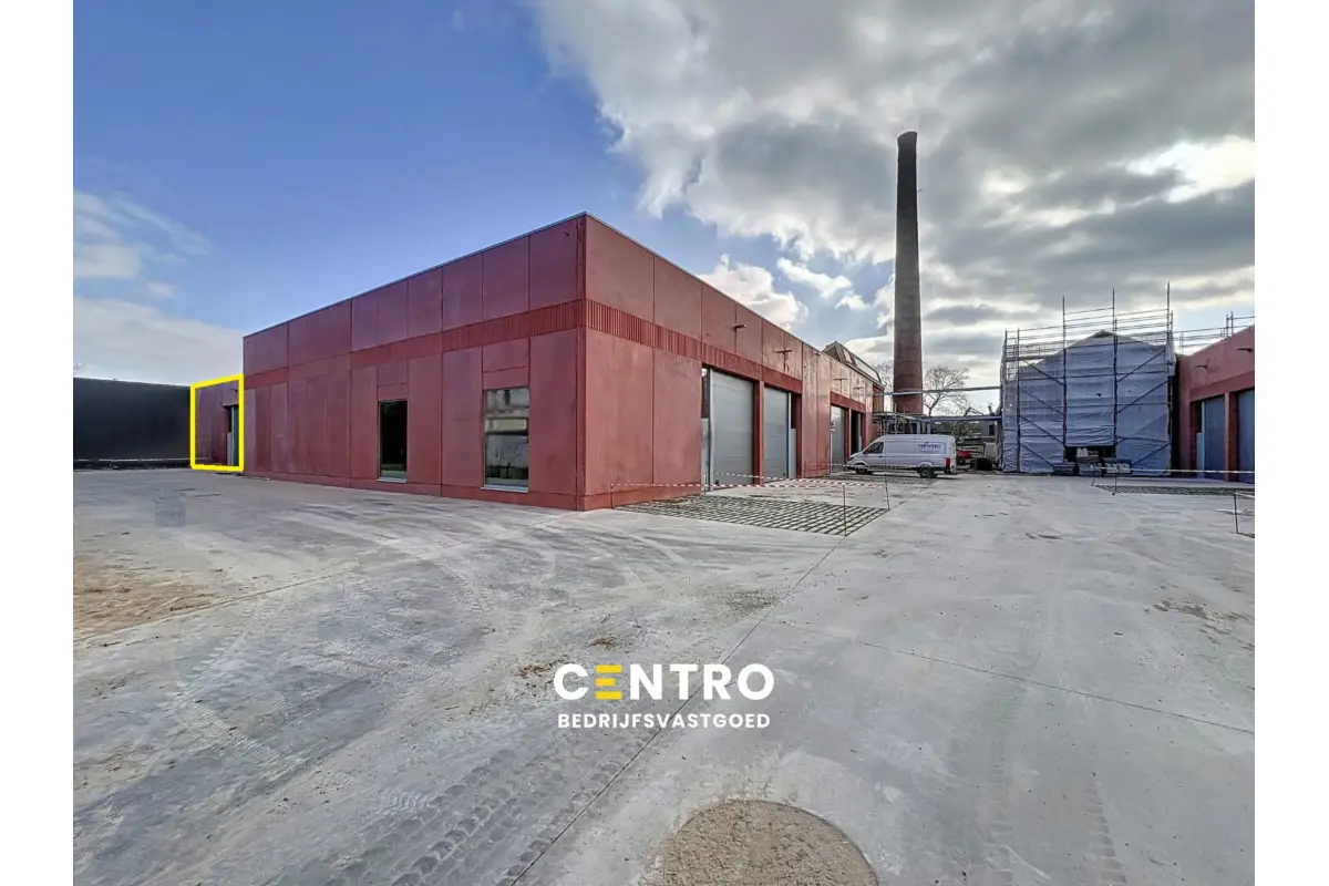 Handelszaak te  koop in Kortrijk 8500 984835.00€  slaapkamers 749.00m² - Zoekertje 430898