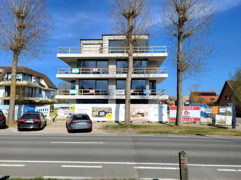 Appartement te  koop in Oostduinkerke 8670 560000.00€ 2 slaapkamers 97.00m² - Zoekertje 431705