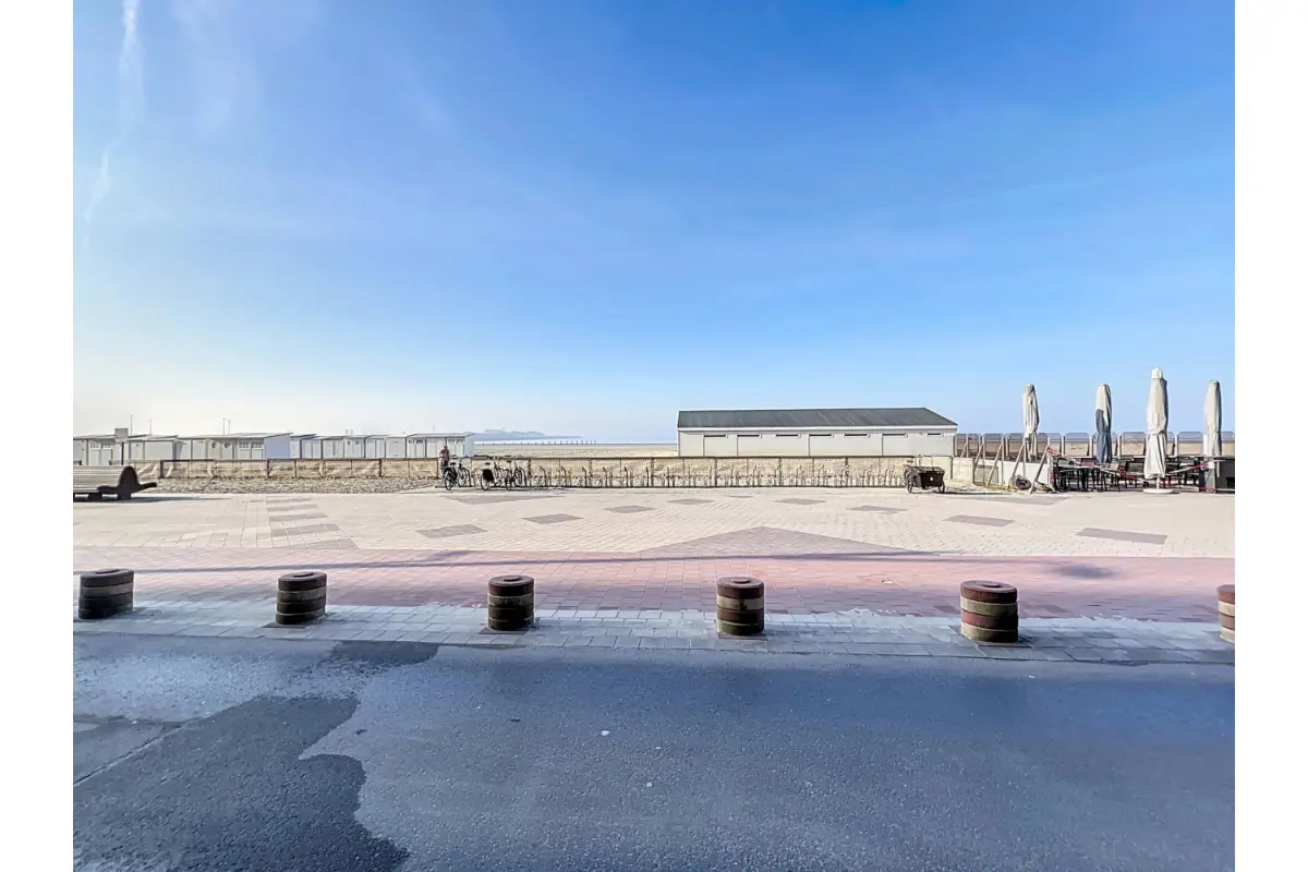 Handelszaak te  koop in Heist-aan-Zee 8301 214000.00€  slaapkamers 87.00m² - Zoekertje 432996