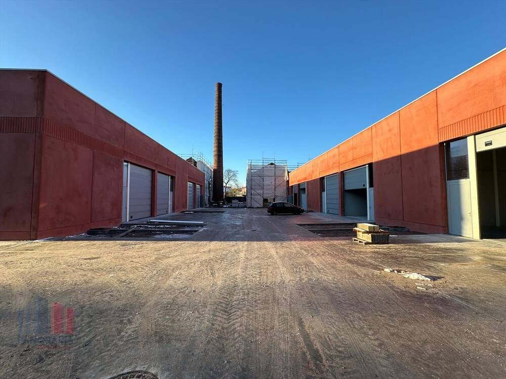 Handelszaak te huur in Kortrijk 8500 1100.00€ slaapkamers 189.00m² - Zoekertje 432667