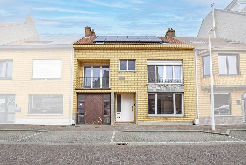 Huis te  koop in Nieuwpoort 8620 359000.00€ 3 slaapkamers 280.00m² - Zoekertje 433191