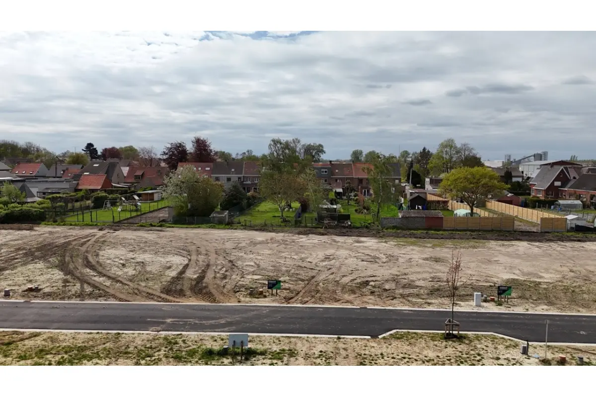 Grond te  koop in Koekelare 8680 280980.00€  slaapkamers m² - Zoekertje 433474