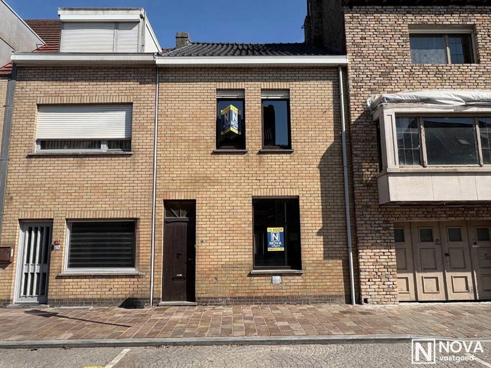 Huis te  koop in Nieuwpoort 8620 229000.00€ 2 slaapkamers 142.00m² - Zoekertje 434101