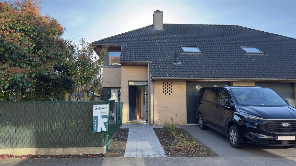 Huis te koop in Ruiselede 8755 355000.00€ 3 slaapkamers 185.00m² - Zoekertje 434320