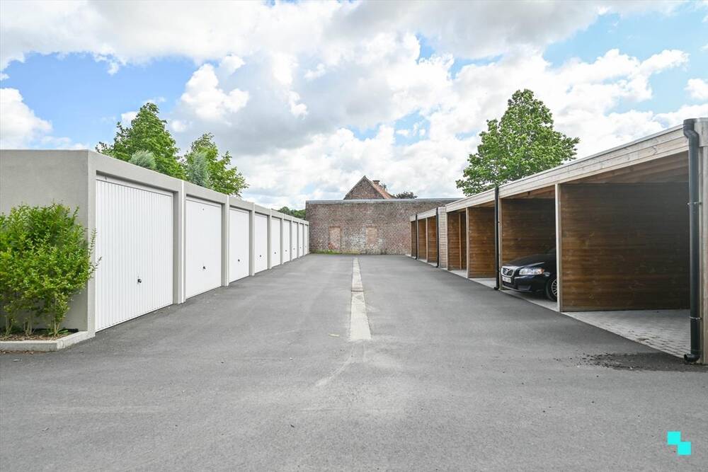 Parking & garage te  koop in Beveren 8791 30000.00€  slaapkamers m² - Zoekertje 435800
