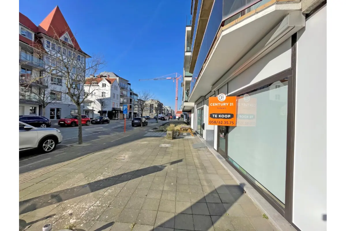 Handelszaak te  koop in Koksijde 8670 160000.00€  slaapkamers m² - Zoekertje 435937